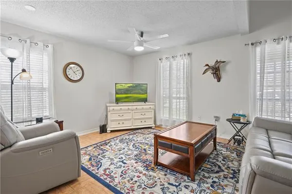 $145,000 | 405 Cedarwood Drive, Unit 405, Mandeville, LA 70471