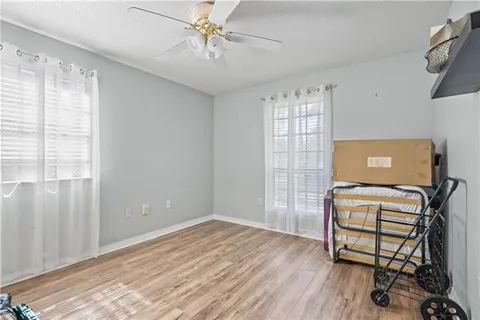 $145,000 | 405 Cedarwood Drive, Unit 405, Mandeville, LA 70471