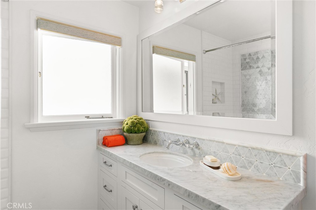 113 Via Yella Newport Beach, CA 92663 - Photo 21 of 35