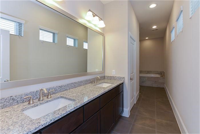 2112 Radcliffe Street Houston, TX 77007 - Photo 18 of 23