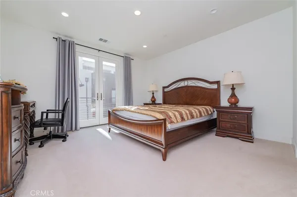 $5,250 | 119 Novel, Irvine, CA 92618