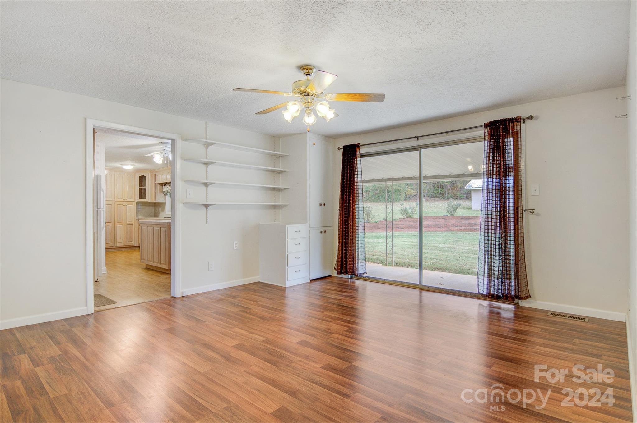 5692 Lee Cline Road Conover, NC 28613 - Photo 9 of 36 Gallery Image 9