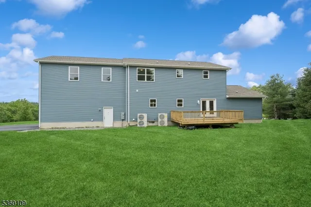 a front view of house with yard