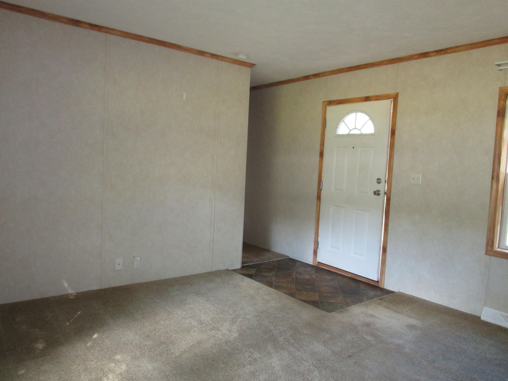 38 Military Road South Paris, ME 04281 - Photo 10 of 15 Ted3
