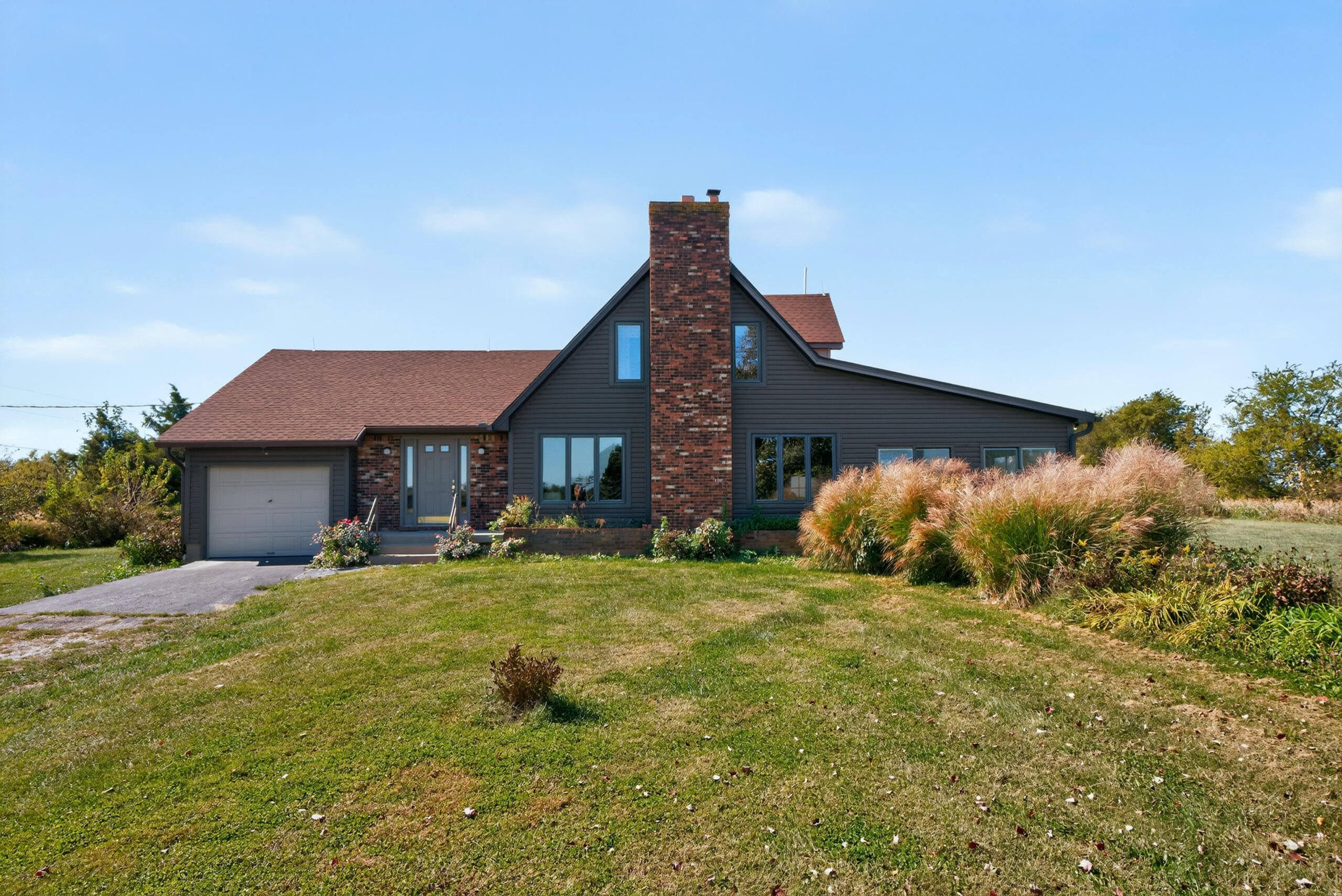 3521 Hempridge Road Waddy, KY 40076 - Photo 1 of 40 3521hemp02