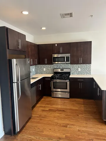 $2,595 | 186 Broadway, Unit 506, Bayonne, NJ 07002