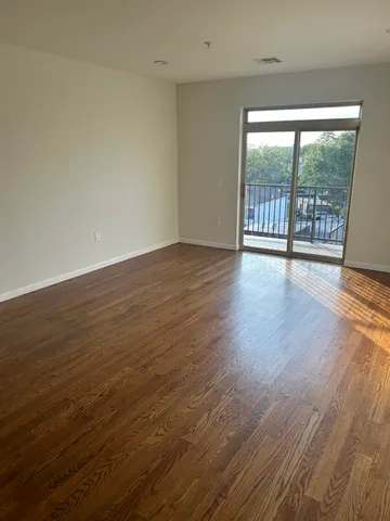 $2,595 | 186 Broadway, Unit 506, Bayonne, NJ 07002