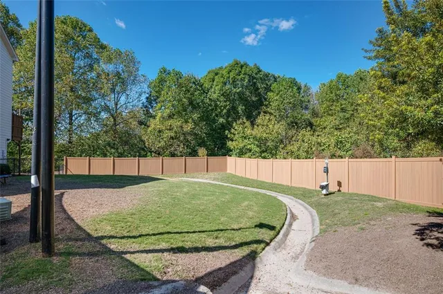 $299,500 | 1761 Liberty Parkway Northwest, Atlanta, GA 30318