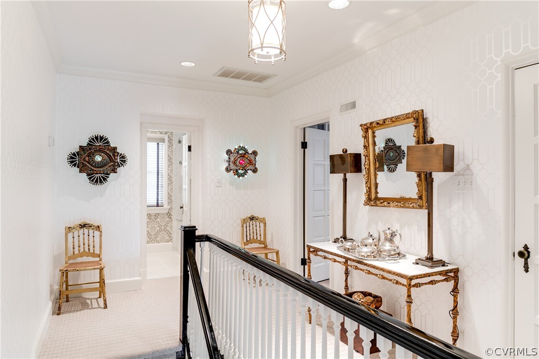 14 Roslyn Road Richmond, VA 23226 - Photo 26 of 49 a living room with furniture and a table