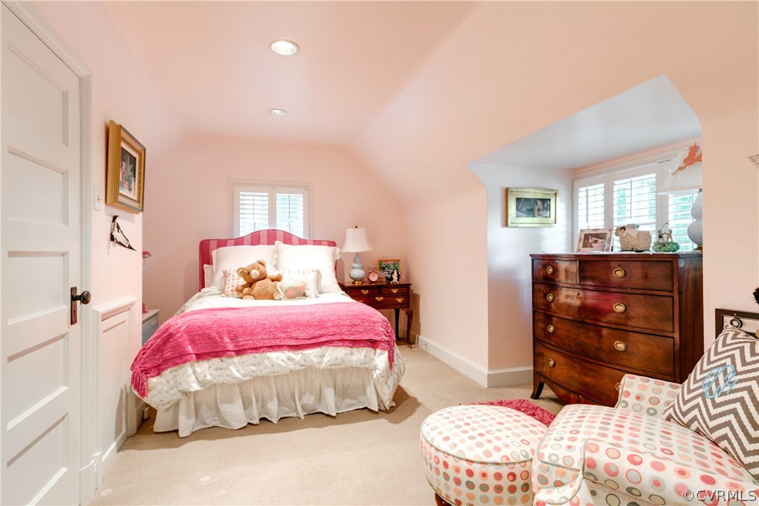 14 Roslyn Road Richmond, VA 23226 - Photo 34 of 49 a bedroom with a bed and window