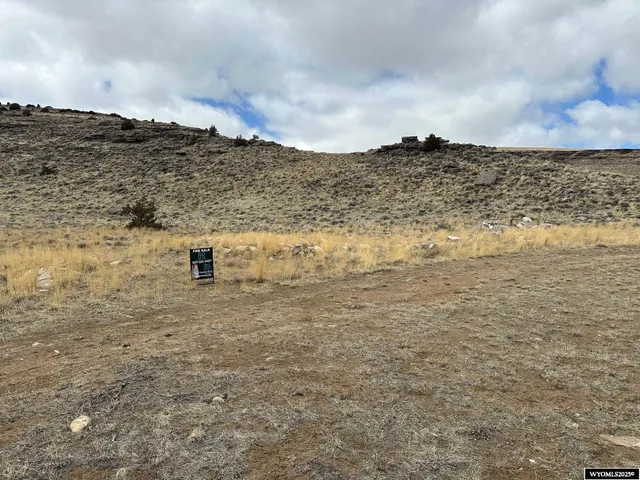 $150,000 | 3 H Larsen, Rawlins, WY 82301