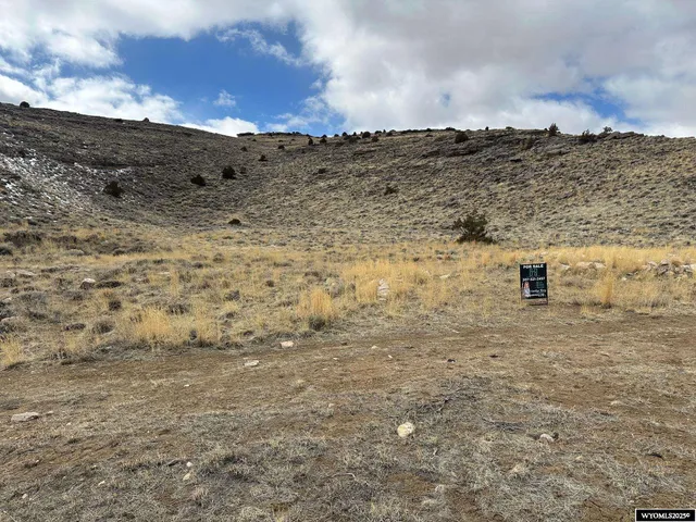 $150,000 | 3 H Larsen, Rawlins, WY 82301