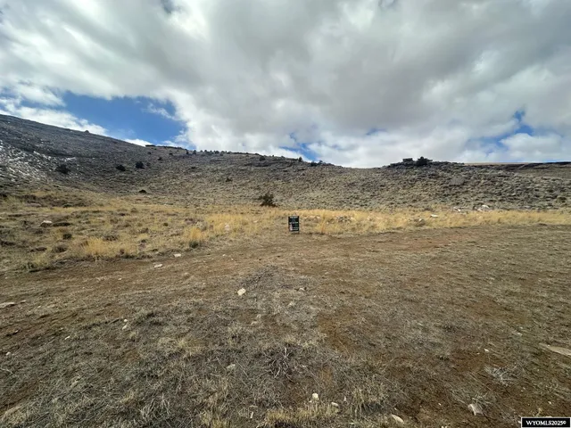 $150,000 | 3 H Larsen, Rawlins, WY 82301