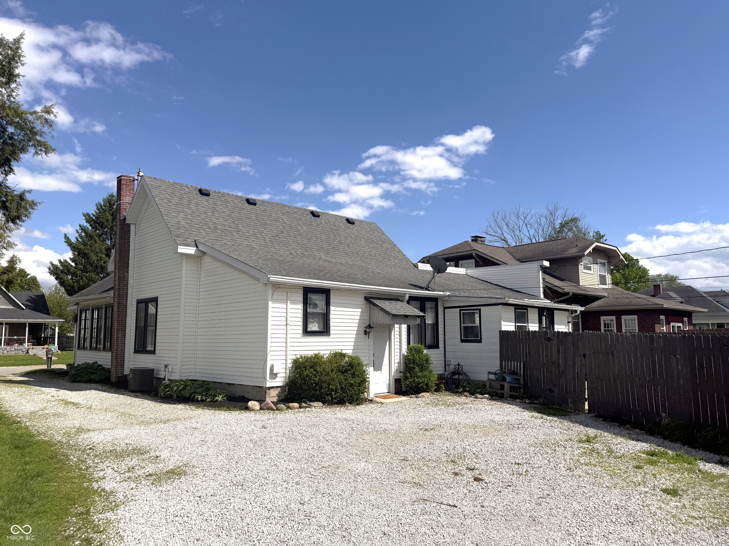 210 North Washington Street Ladoga, IN 47954 - Photo 4 of 39