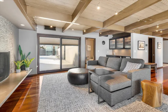 $1,597,900 | 509 Columbus Avenue, Sheboygan, WI 53083