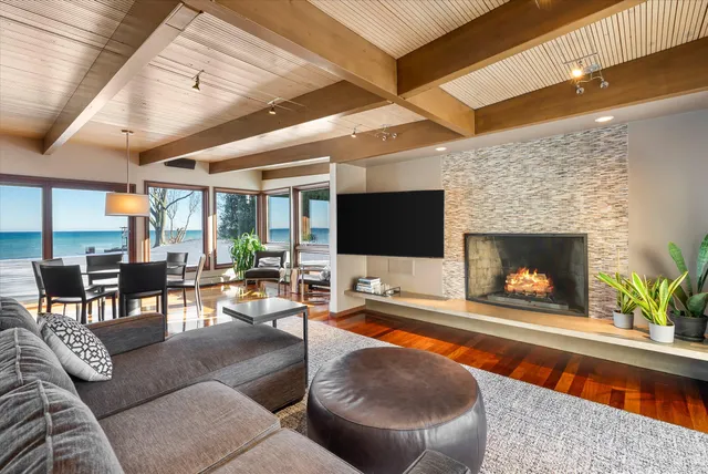 $1,597,900 | 509 Columbus Avenue, Sheboygan, WI 53083