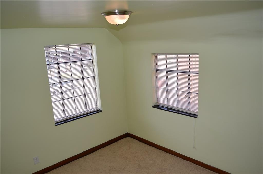34 St John Street McKees Rocks, PA 15136 - Photo 16 of 23