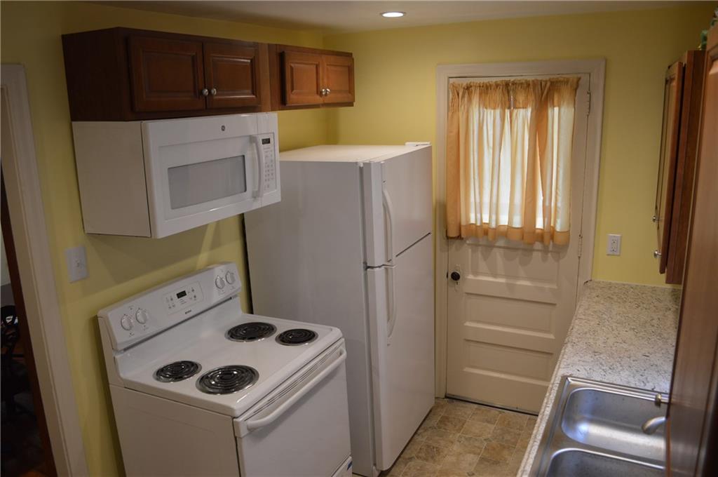 34 St John Street McKees Rocks, PA 15136 - Photo 9 of 23