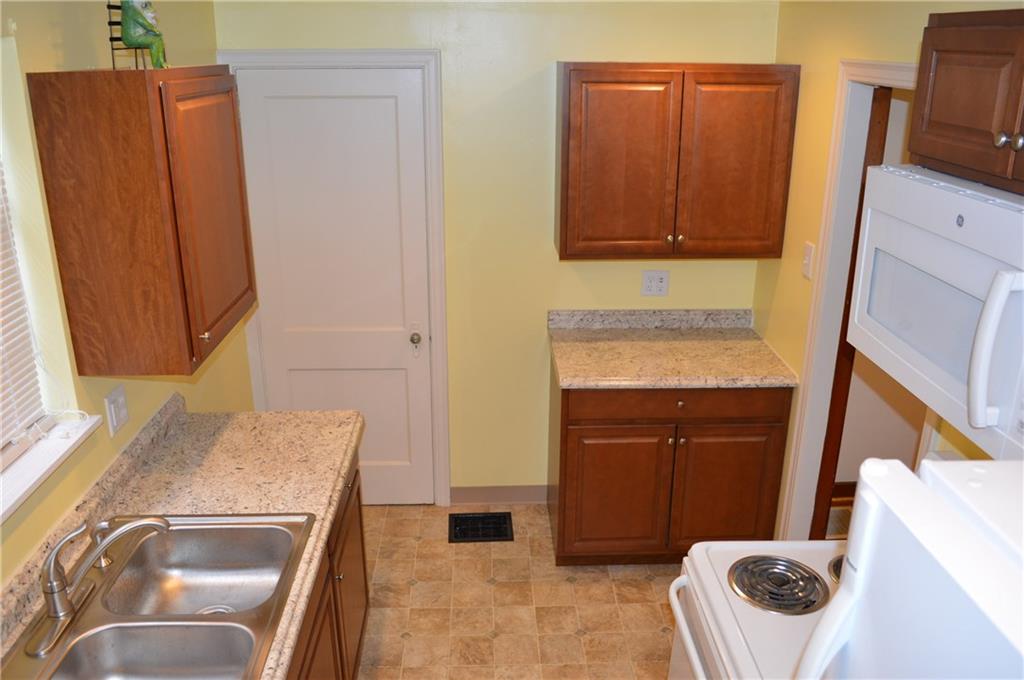 34 St John Street McKees Rocks, PA 15136 - Photo 10 of 23