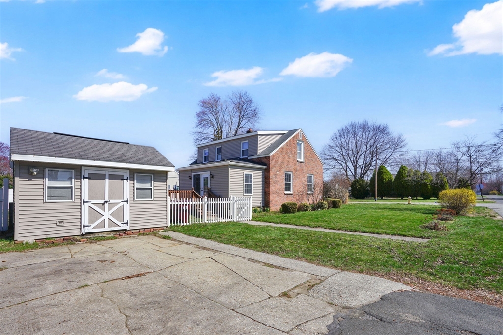 101 Ray Street Ludlow, MA 01056 - Photo 29 of 32