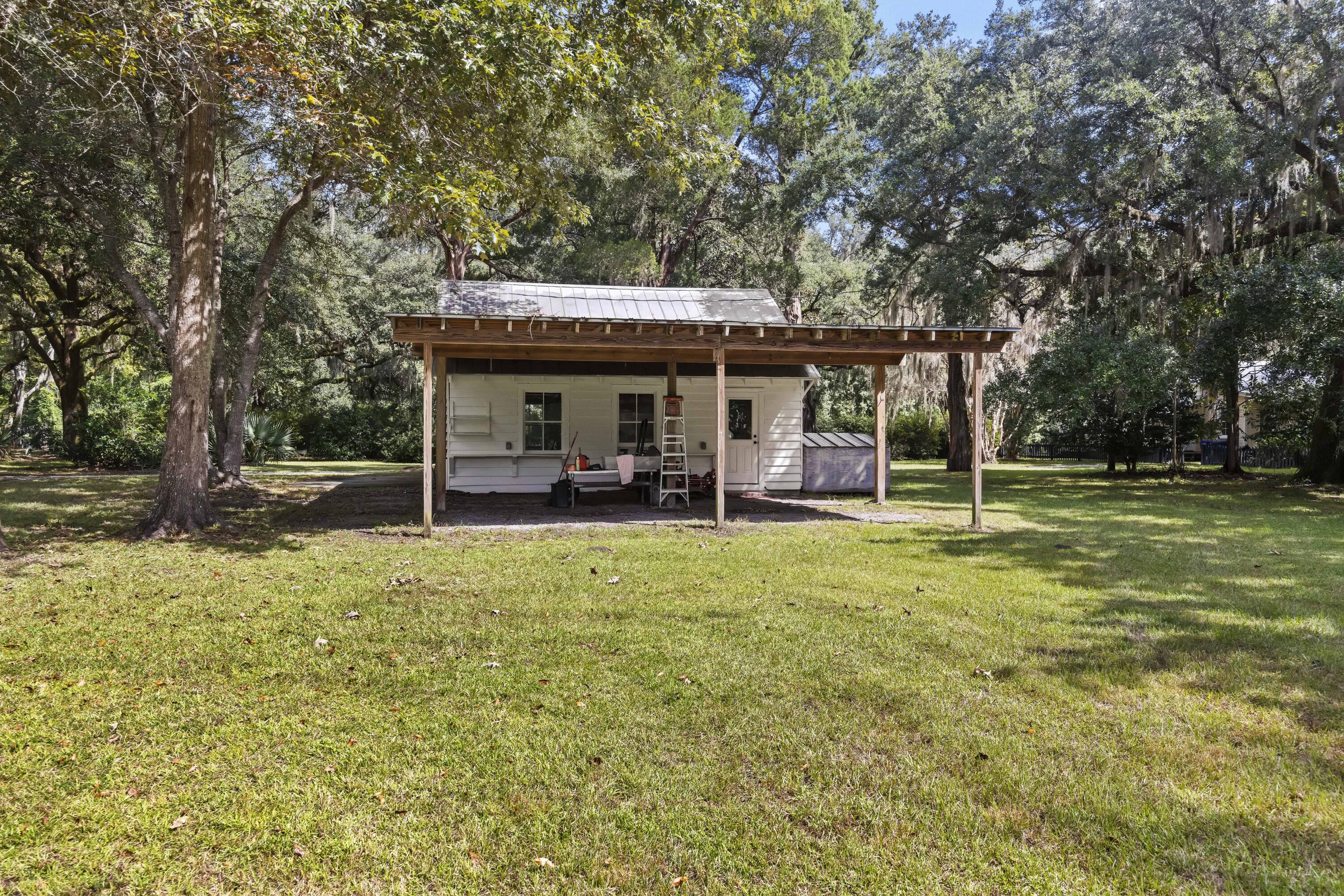 1095 Hughes Road Johns Island, SC 29455 - Photo 24 of 40 243A3204