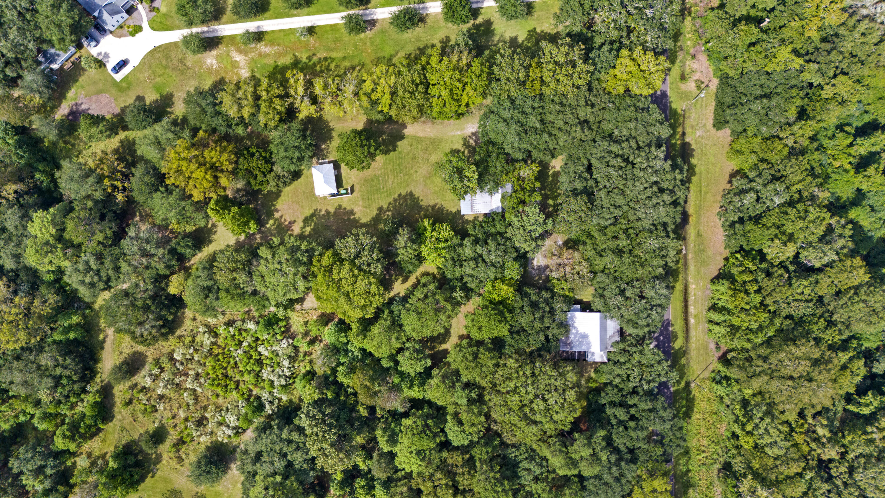 1095 Hughes Road Johns Island, SC 29455 - Photo 32 of 40 DJI_20251008133545_0655_D