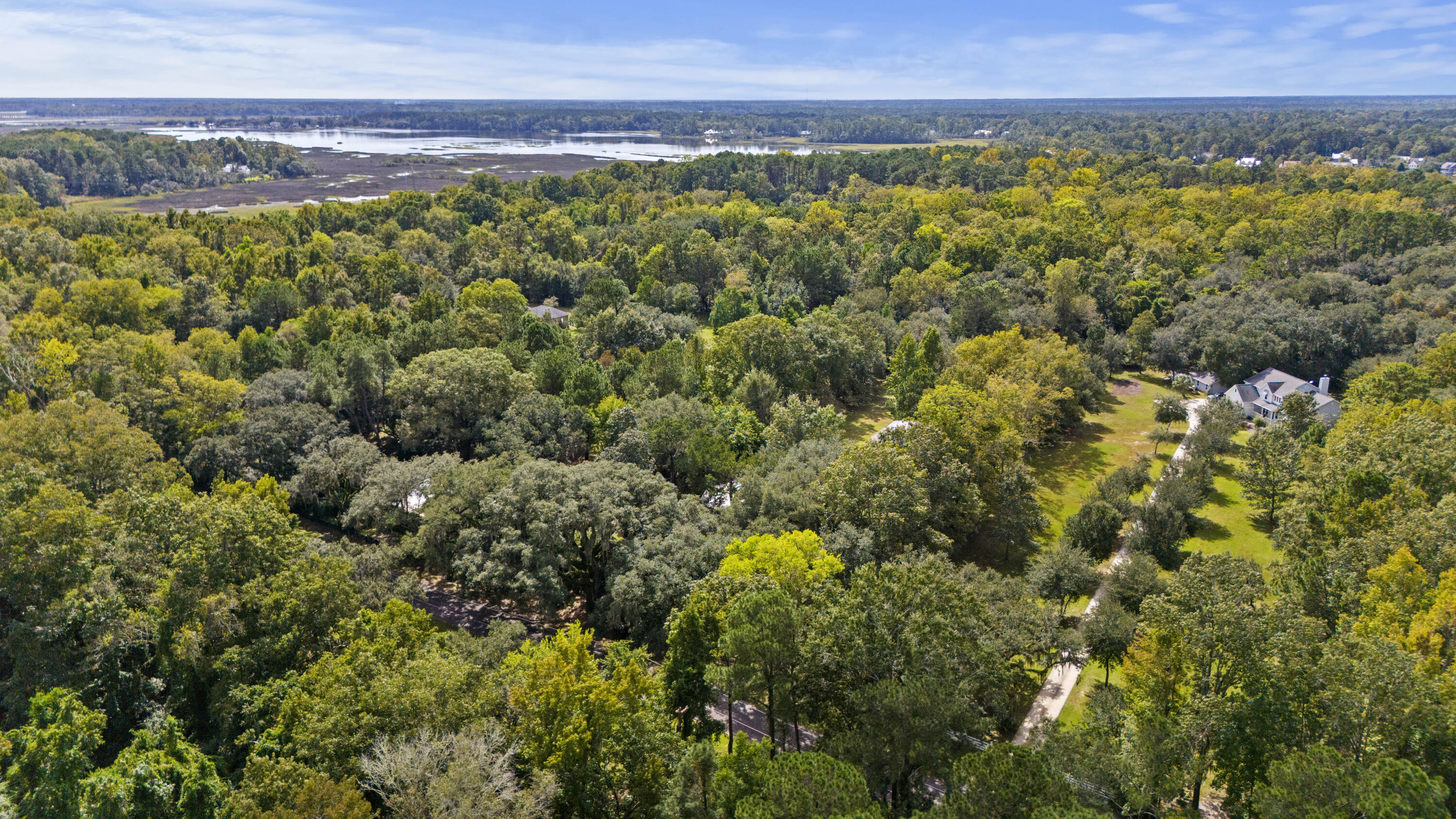 1095 Hughes Road Johns Island, SC 29455 - Photo 34 of 40 DJI_20251008133740_0667_D