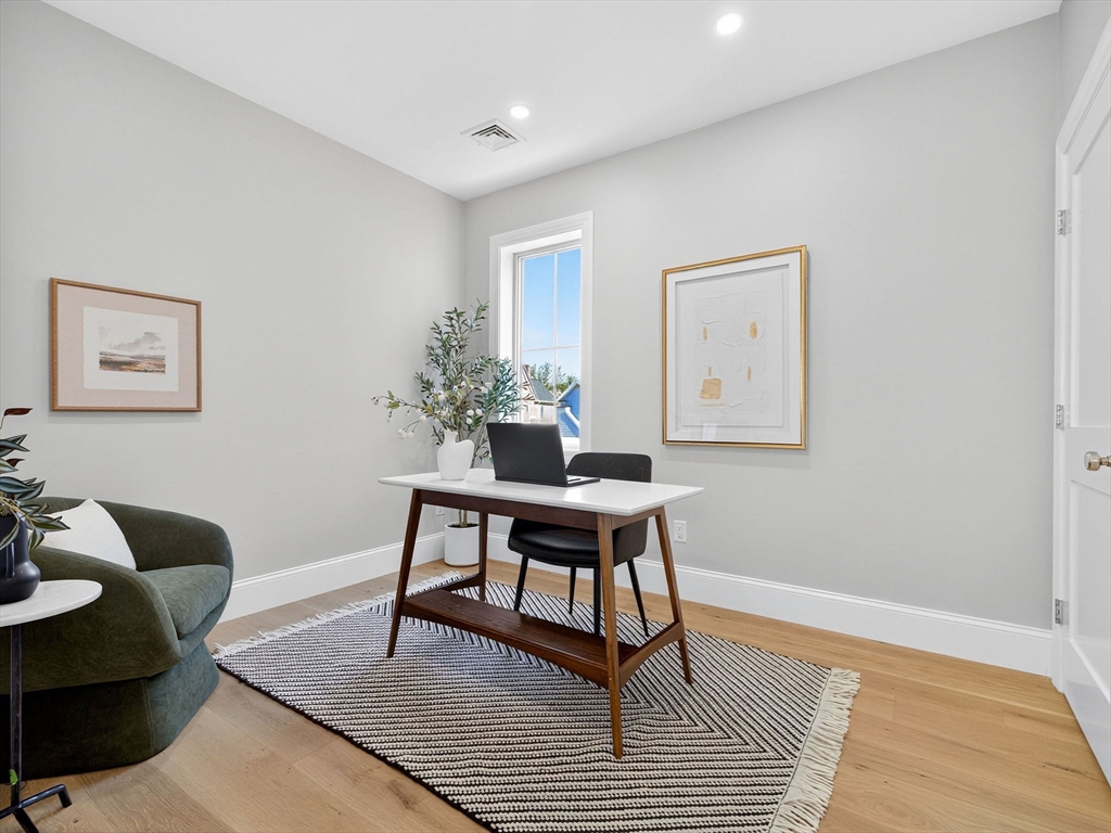 36 Springfield Street, Unit 2 Somerville, MA 02143 - Photo 9 of 24