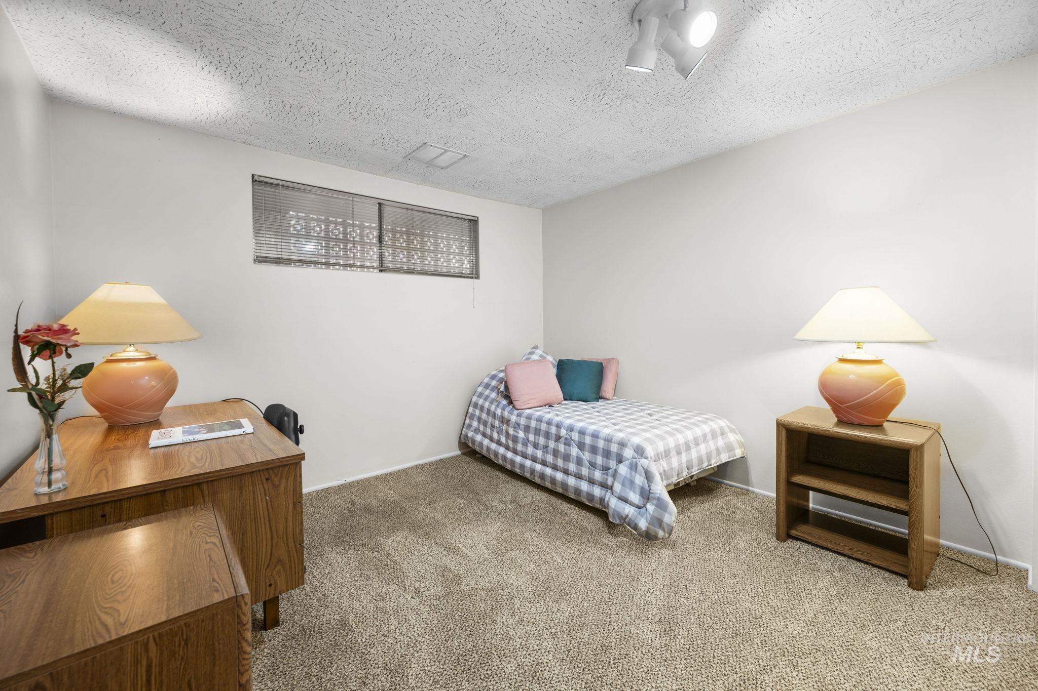 3701 West Crescent Rim Drive, Unit 103 Boise, ID 83706 - Photo 16 of 32