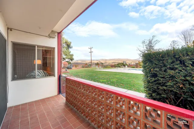 $300,000 | 3701 West Crescent Rim Drive, Unit 103, Boise, ID 83706