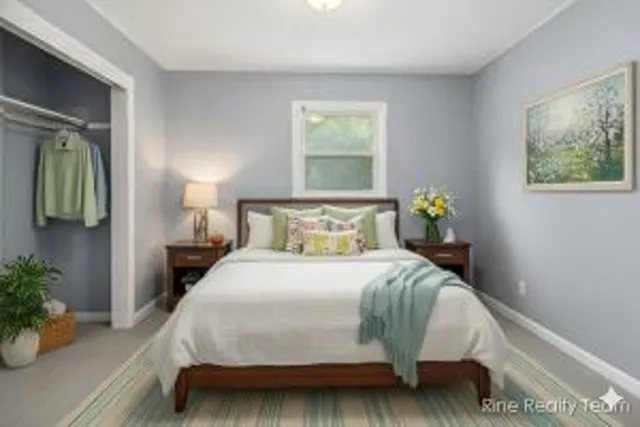 $224,900 | 2200 Rossiter Place, Lansing, MI 48911