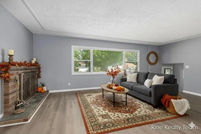 $224,900 | 2200 Rossiter Place, Lansing, MI 48911