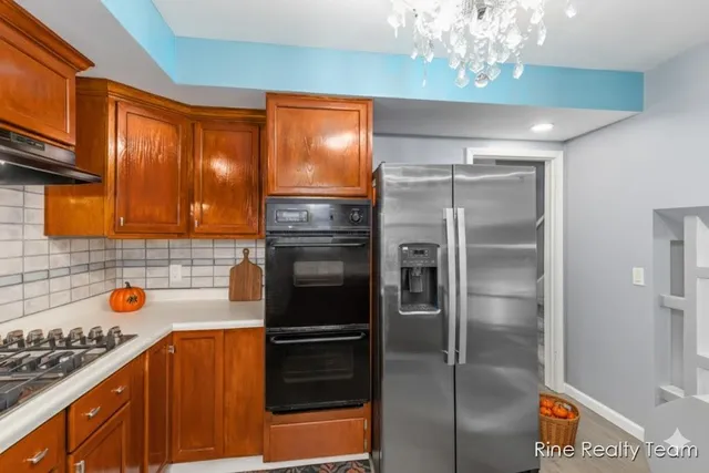 $224,900 | 2200 Rossiter Place, Lansing, MI 48911