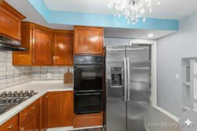 $224,900 | 2200 Rossiter Place, Lansing, MI 48911