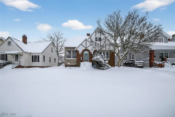 $2,193 | 4977 East 90th Street, Cleveland, OH 44125