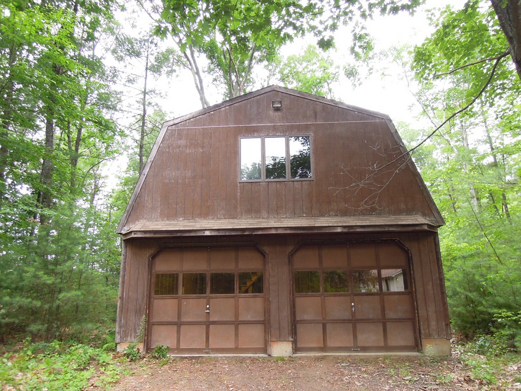 63 Madden Road West Brookfield, MA 01585 - Photo 5 of 18 Gallery Image 5