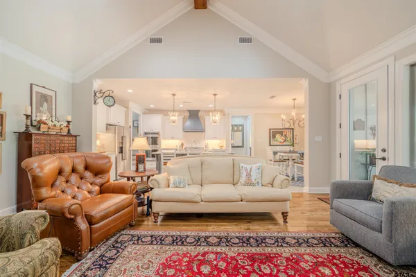 $899,000 | 555 Pr 5945 Yantis Tx 75497, Yantis, TX 75497