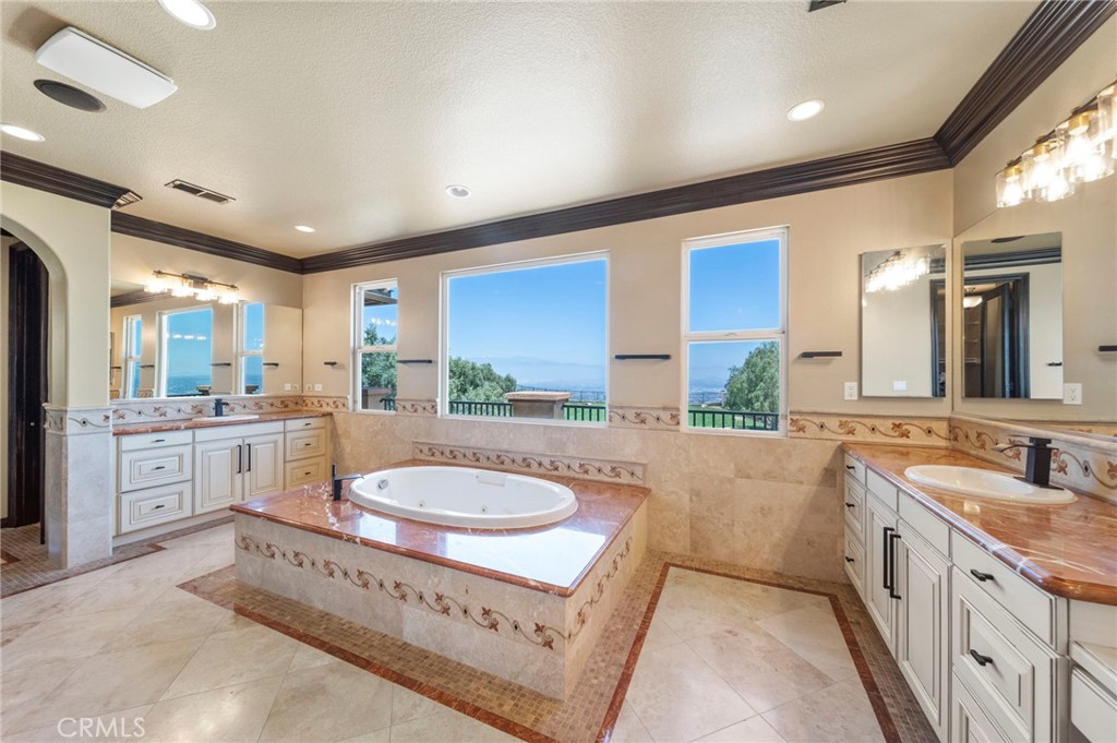 18301 Lakepointe Drive Riverside, CA 92503 - Photo 29 of 67