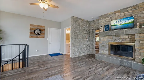 $1,500,000 | 6 County Road W-12T, Rocky Mount, MO 65072