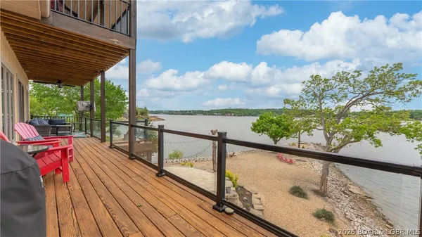 $1,500,000 | 6 County Road W-12T, Rocky Mount, MO 65072