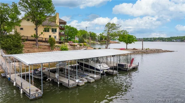 $1,500,000 | 6 County Road W-12T, Rocky Mount, MO 65072