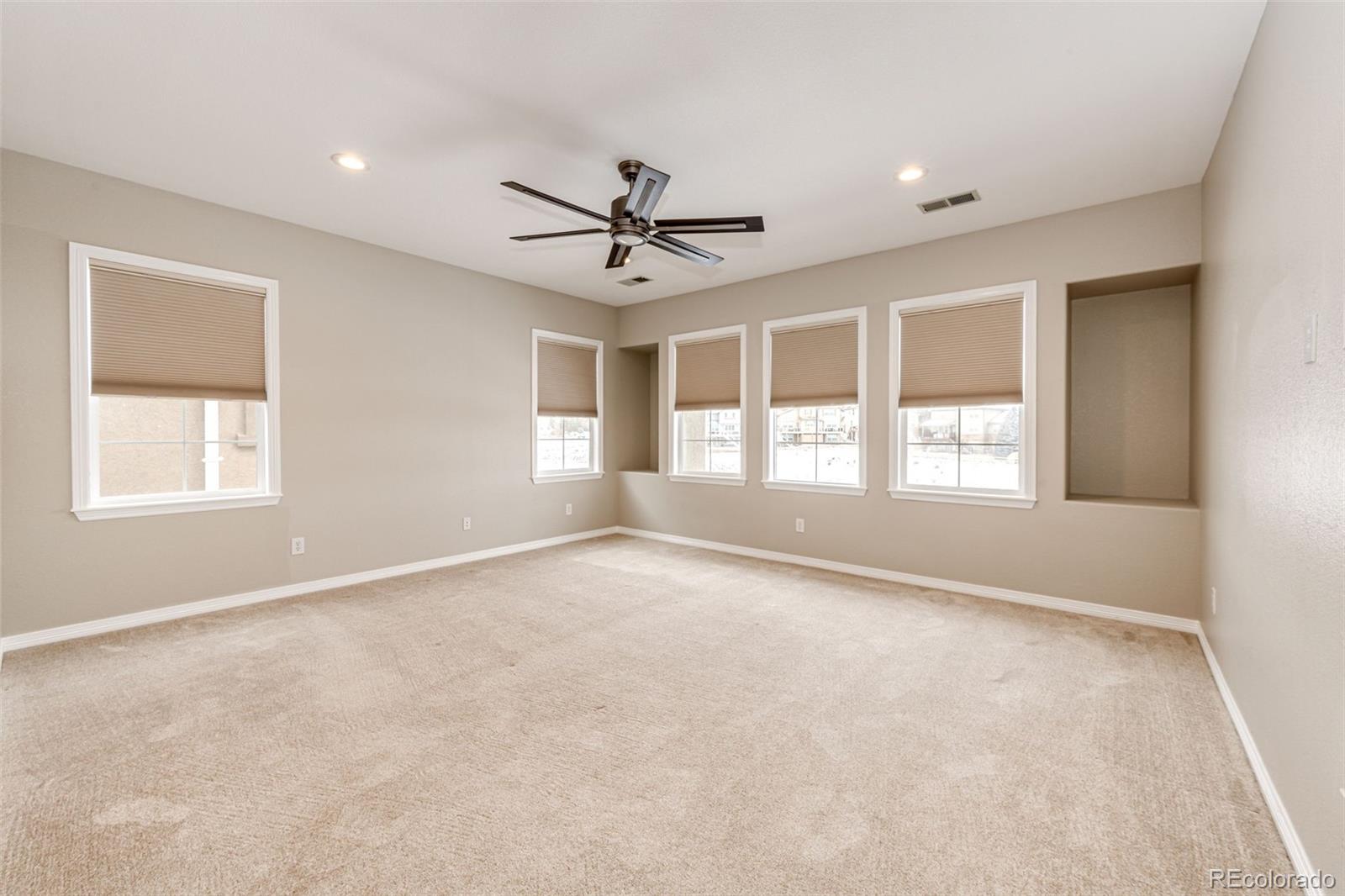10914 Valleybrook Circle Highlands Ranch, CO 80130 - Photo 22 of 44