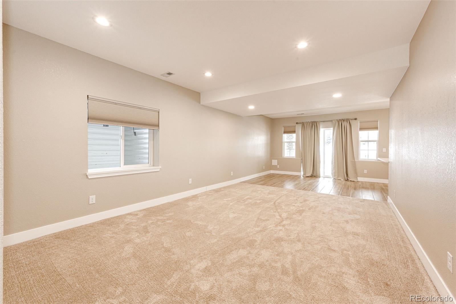 10914 Valleybrook Circle Highlands Ranch, CO 80130 - Photo 29 of 44