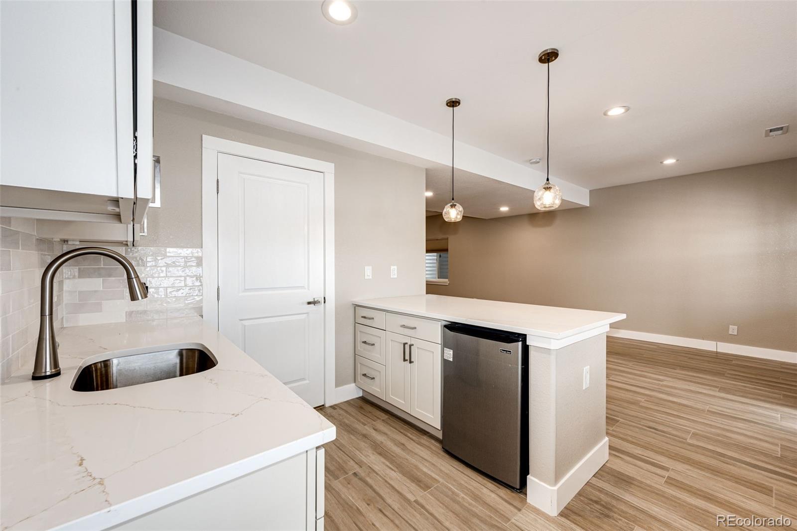 10914 Valleybrook Circle Highlands Ranch, CO 80130 - Photo 32 of 44