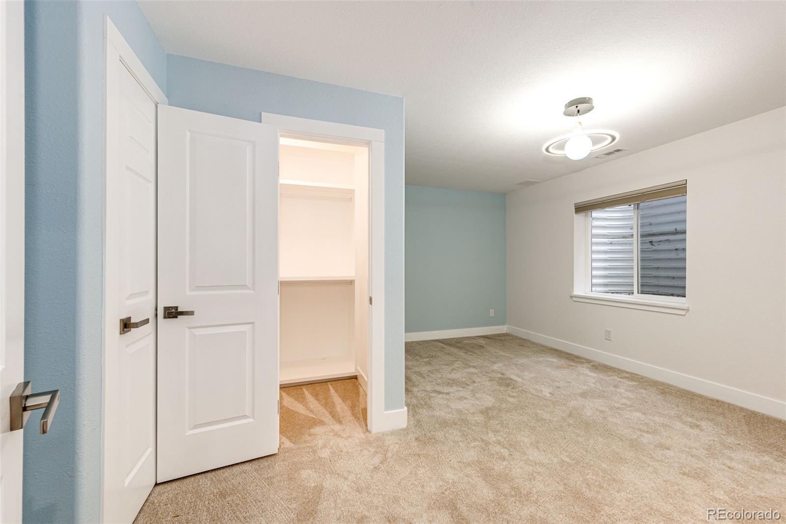 10914 Valleybrook Circle Highlands Ranch, CO 80130 - Photo 36 of 44
