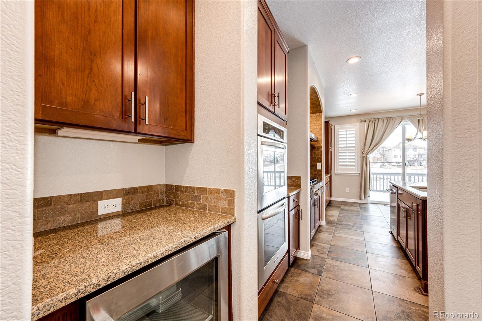 10914 Valleybrook Circle Highlands Ranch, CO 80130 - Photo 10 of 44