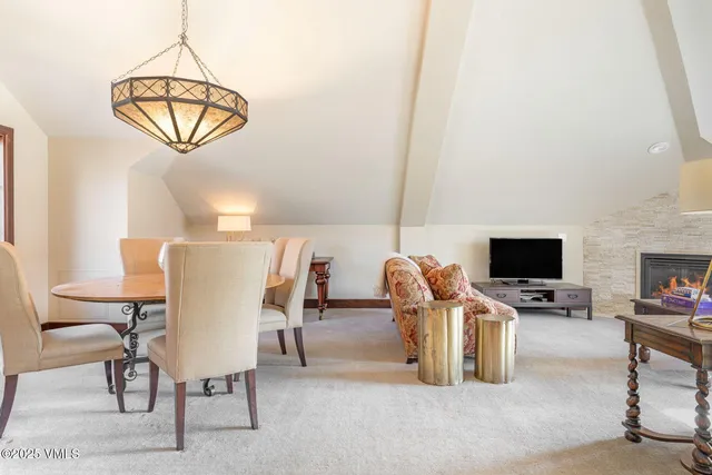 $4,825,000 | 490 Winslow Road, Edwards, CO 81632