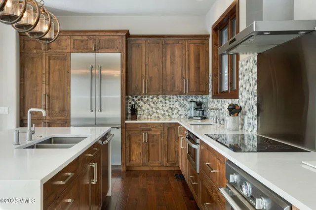 $4,825,000 | 490 Winslow Road, Edwards, CO 81632