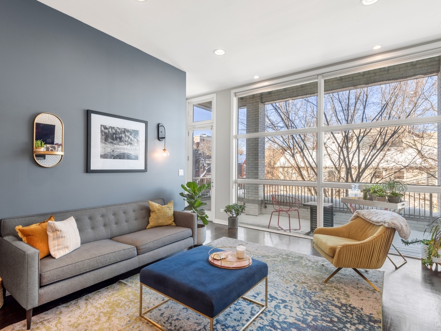 903 North Honore Street, Unit 2 Chicago, IL 60622 - Photo 2 of 19