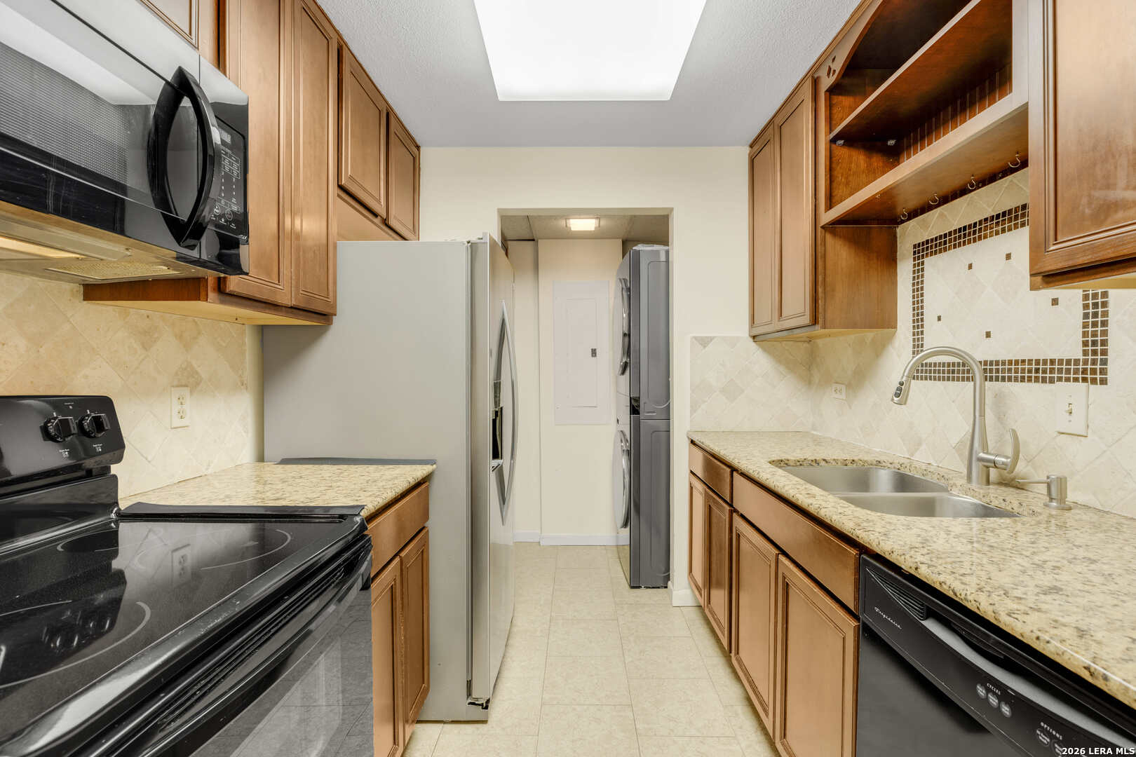 7701 Wurzbach Road, Unit 1605 San Antonio, TX 78229 - Photo 5 of 25